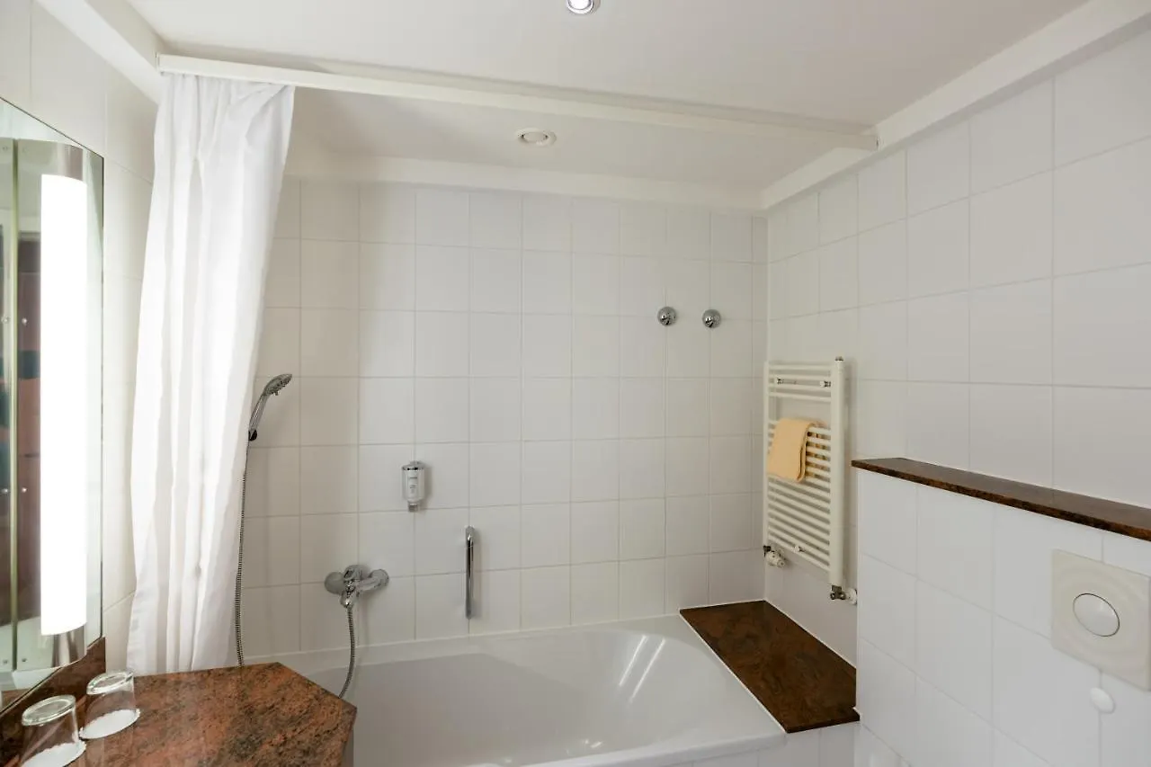 ****  Schlosspark Hotel Berlin Tyskland